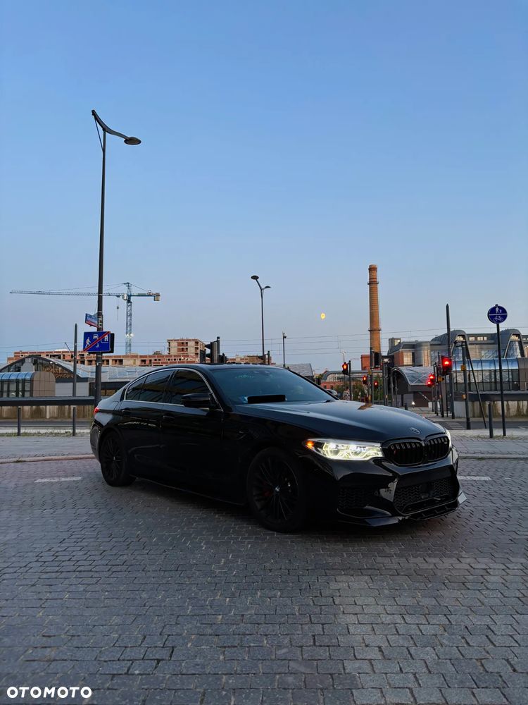 BMW Seria 5 540i M Sport sport - 11