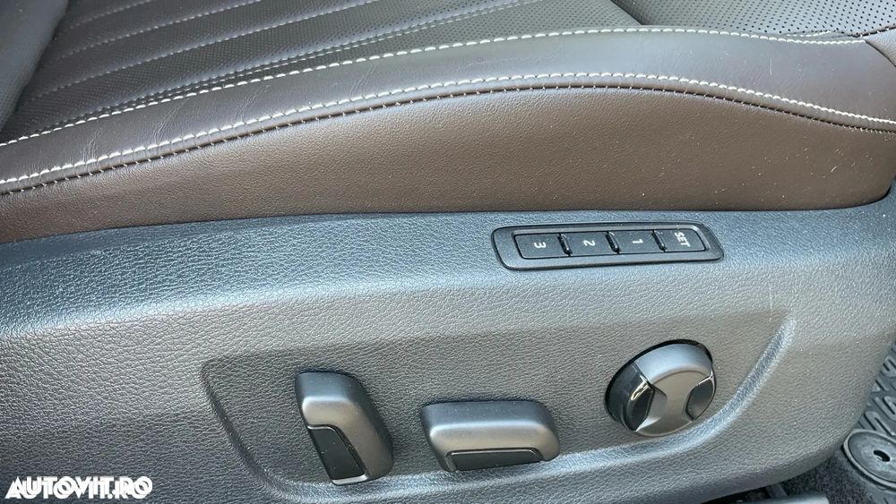 SKODA Superb 2019 — imagine 16