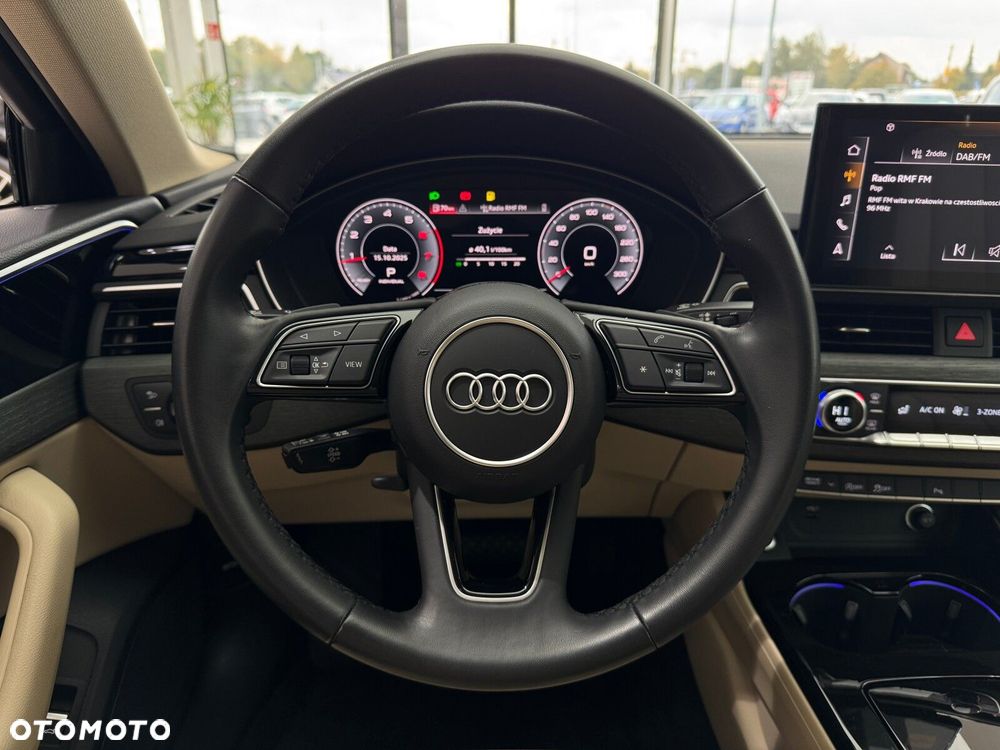 Audi A4 Limousine - 15