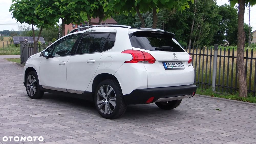 Peugeot 2008 1.6 e-HDi Allure S&S - 6