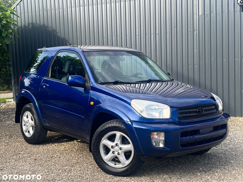 Toyota RAV4 - 1