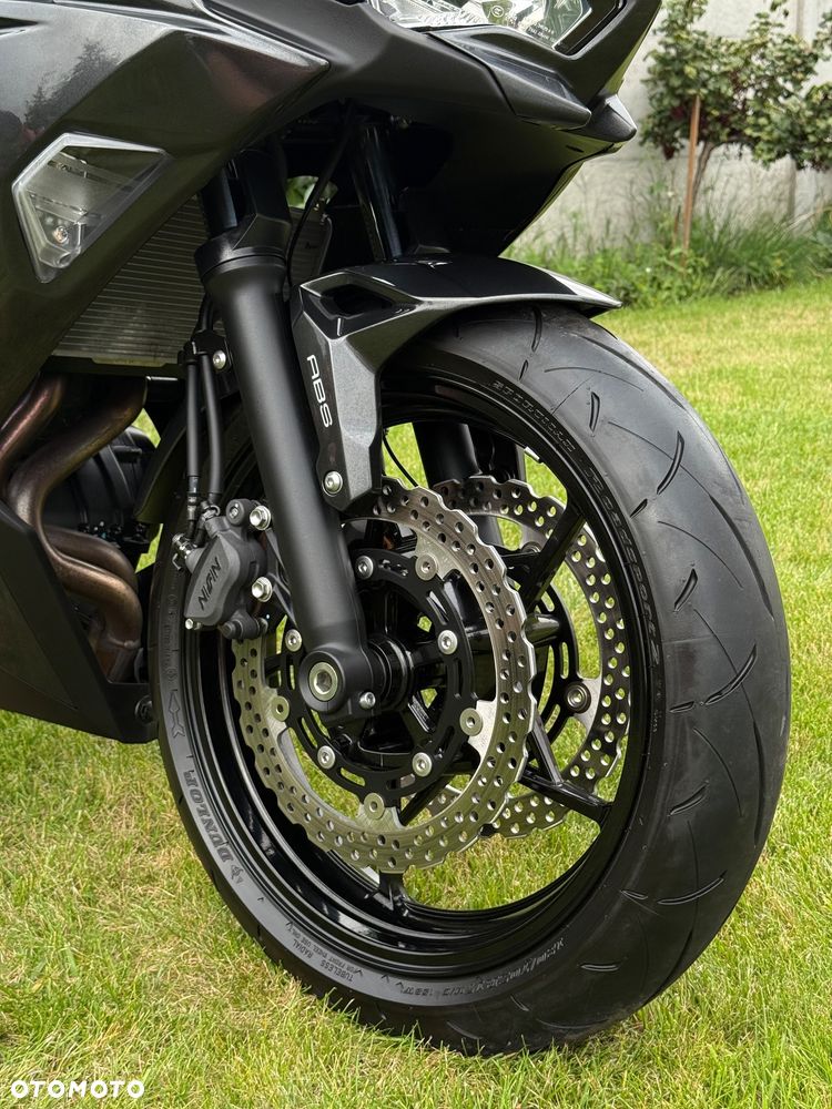 Kawasaki Ninja - 6