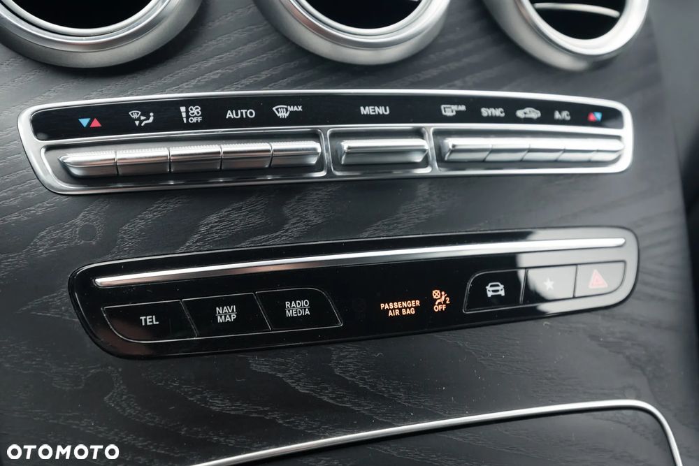 Mercedes-Benz GLC AMG 43 4Matic 9G-TRONIC - 25