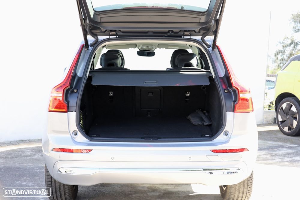 Volvo XC 60 2.0 T6 PHEV Core AWD - 6