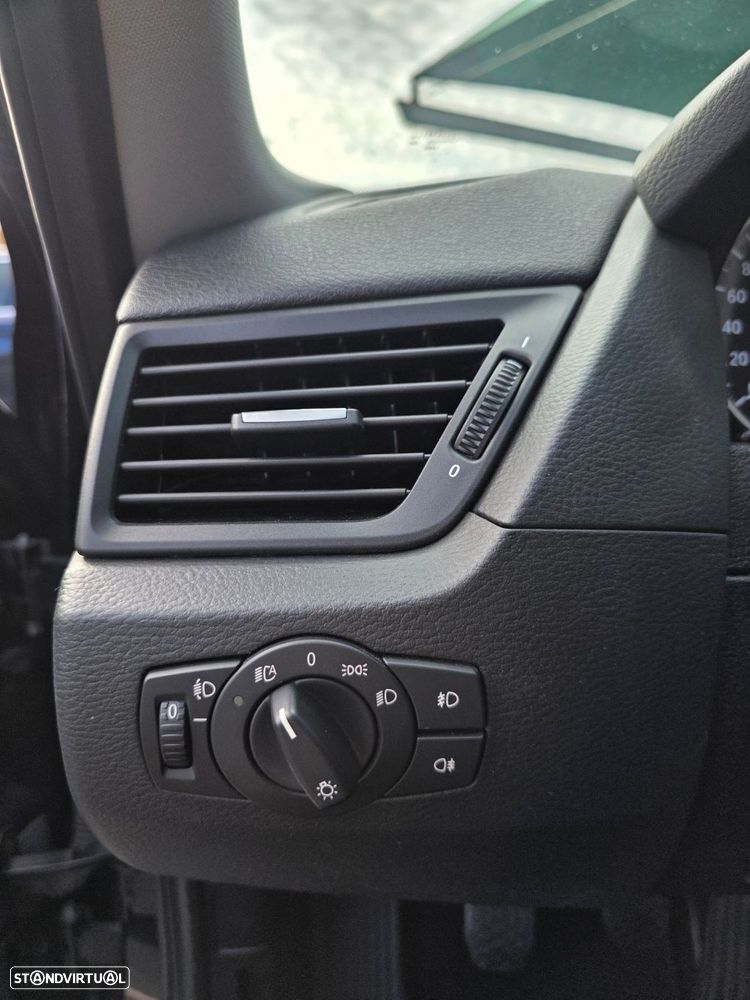 BMW X1 20 d sDrive - 10