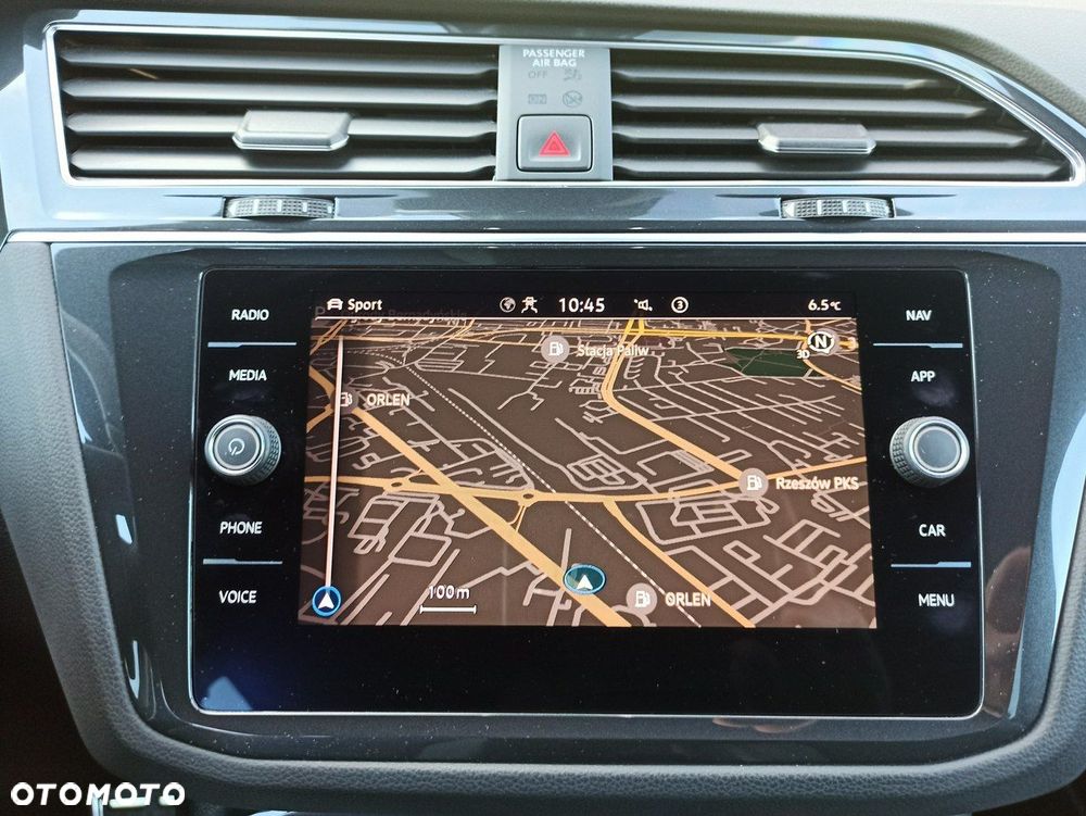 Volkswagen Tiguan - 14