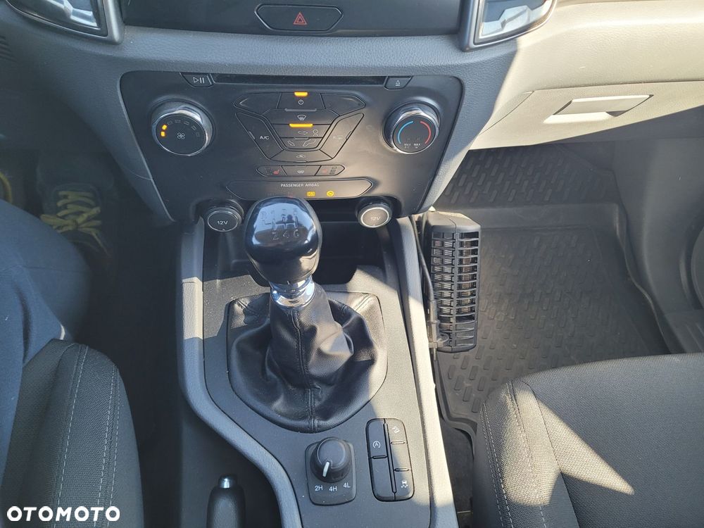 Ford Ranger XLT - 16