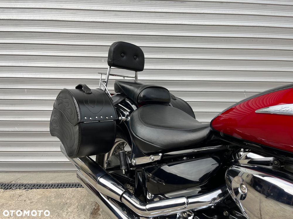 Suzuki VL 800 Volusia - 16