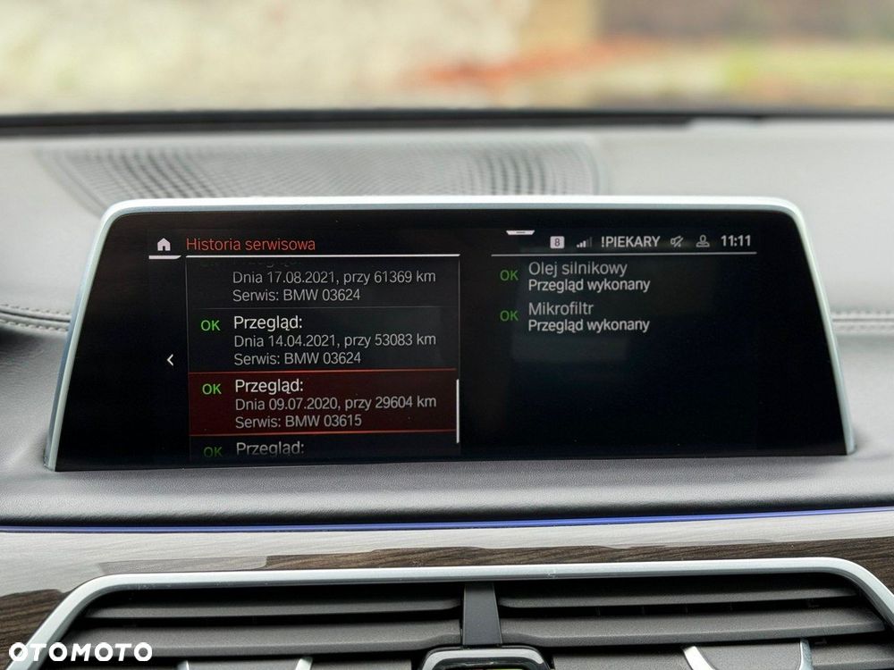 BMW Seria 7 750i xDrive sport - 40