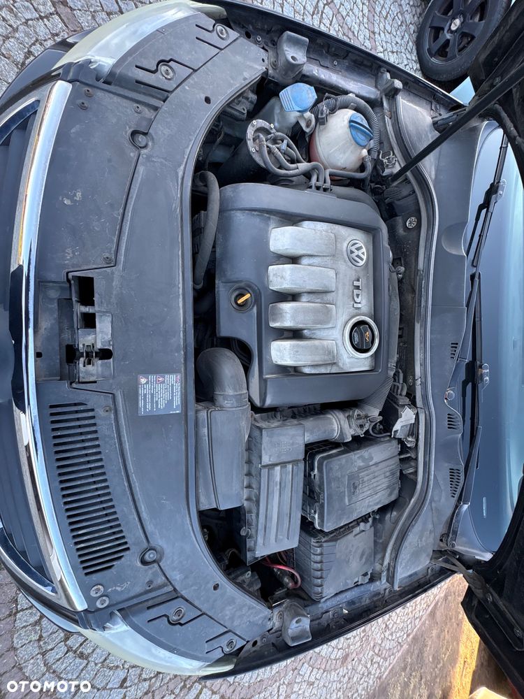 Volkswagen Passat 1.9 TDI DPF Trendline - 18