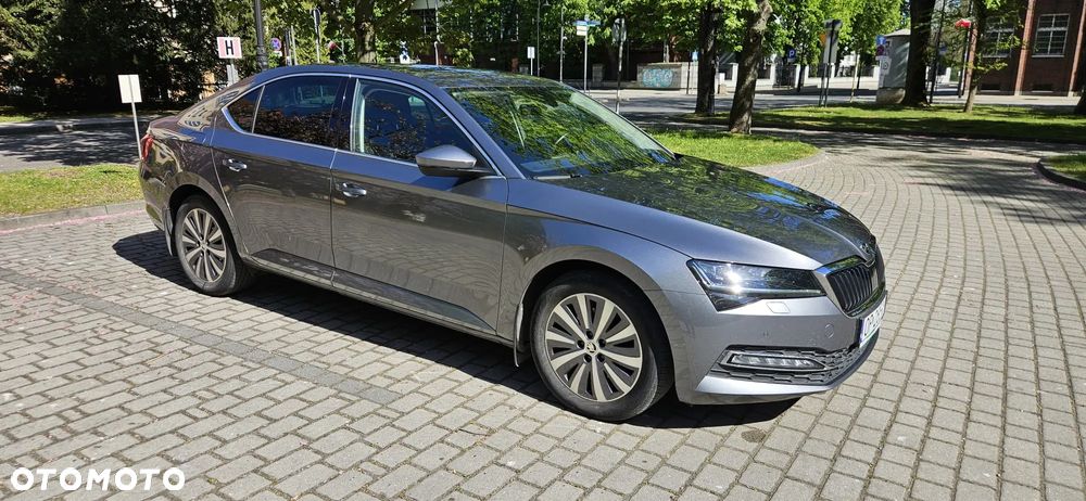 Skoda Superb 2.0 TDI SCR Style DSG - 1