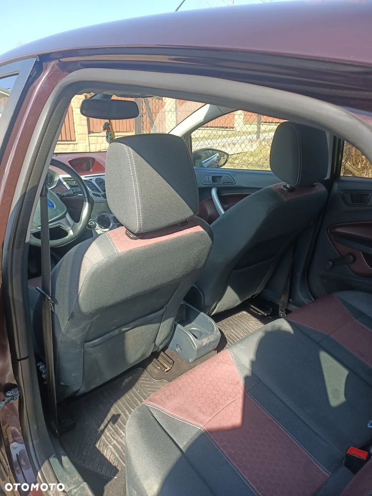 Ford Fiesta 1.25 Viva - 8