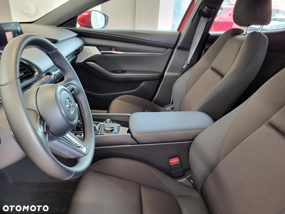 Mazda 3 - 10