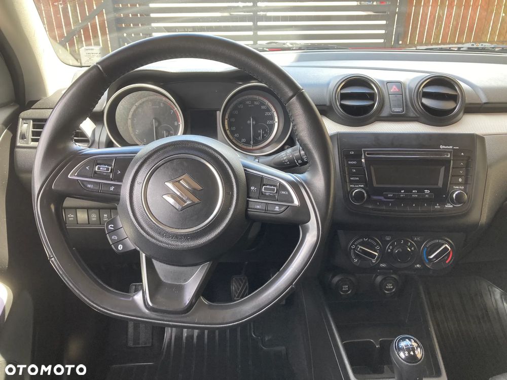 Suzuki Swift 1.2 Dualjet SHVS Premium - 8