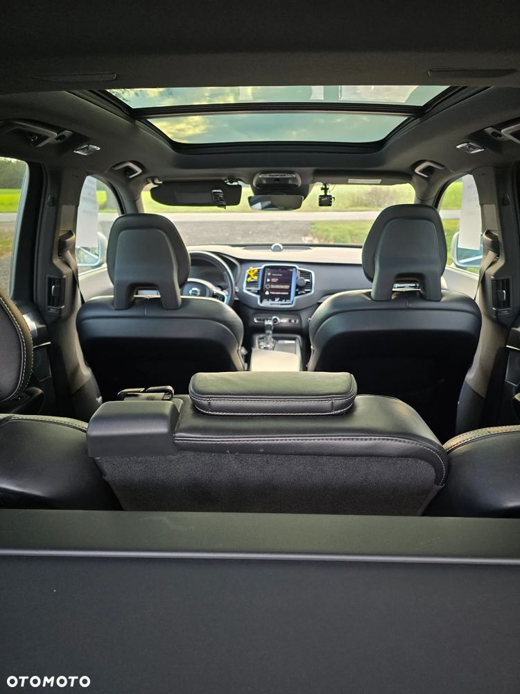 Volvo XC 90 D5 AWD R-Design 7os - 9