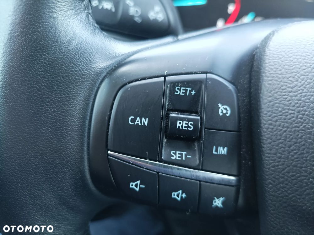 Ford Focus 1.0 EcoBoost mHEV Titanium X - 20