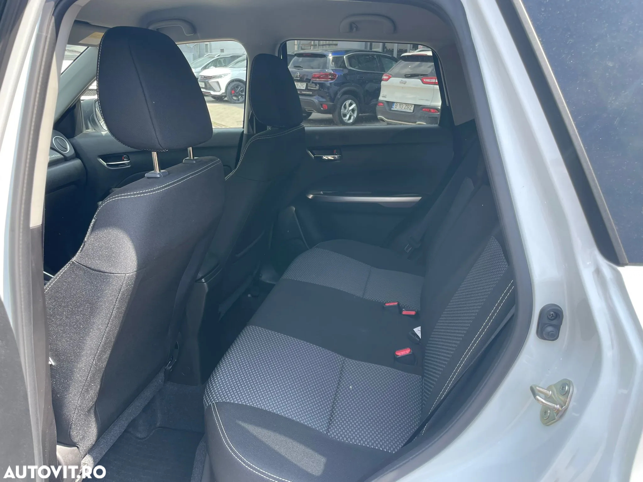 Suzuki Vitara 1.4 Boosterjet AllGrip MHEV Passion - 9