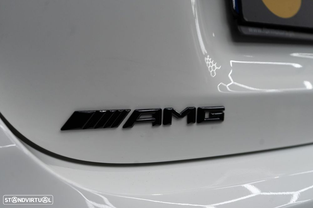 Mercedes-Benz A 35 AMG 4Matic - 22