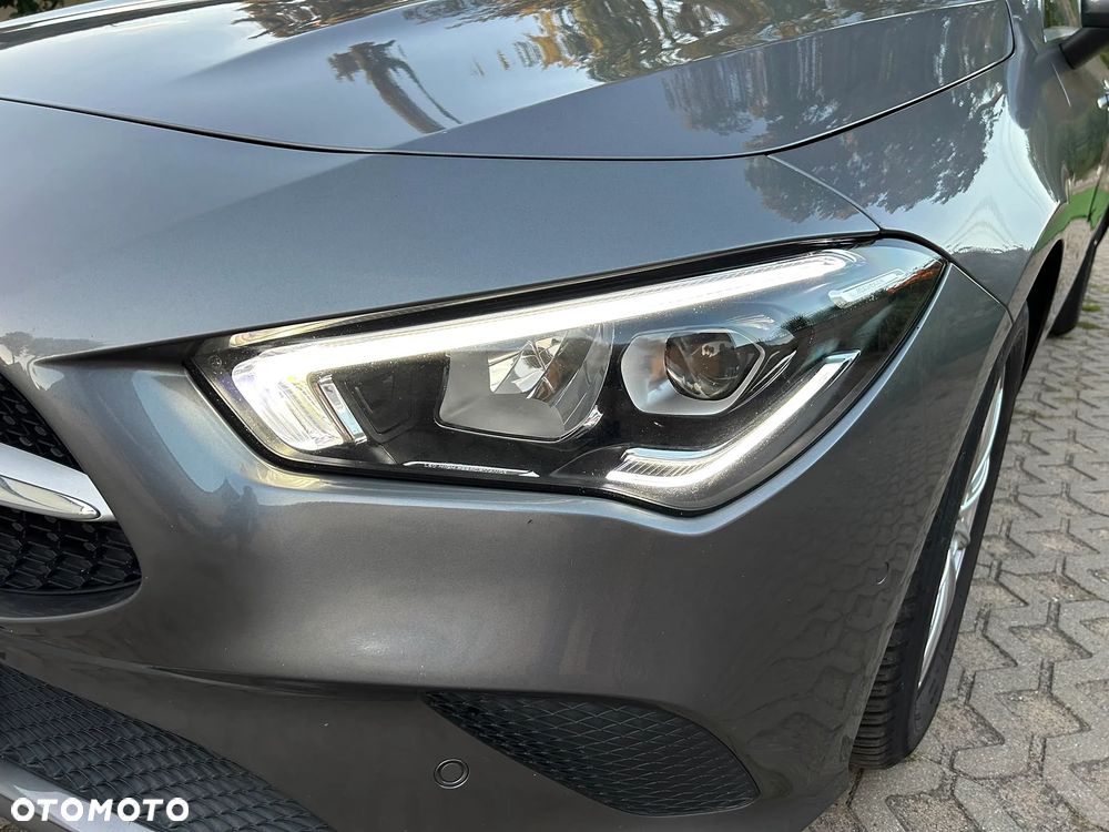 Mercedes-Benz CLA 180 7G-DCT Edition 2021 - 9