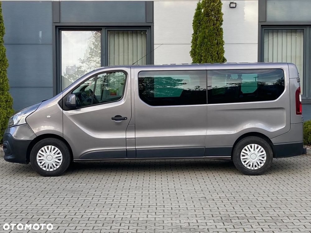 Renault Trafic - 2
