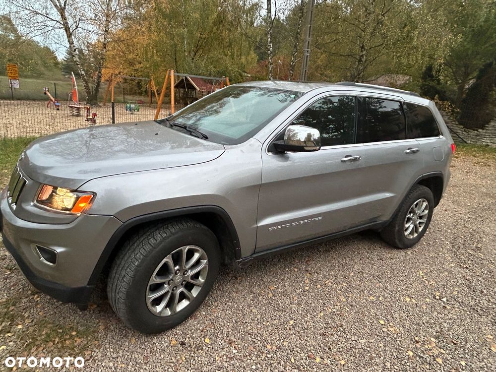 Jeep Grand Cherokee - 11