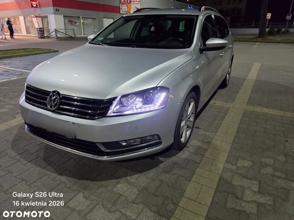 Volkswagen Passat 2.0 TDI DPF Comfortline - 21