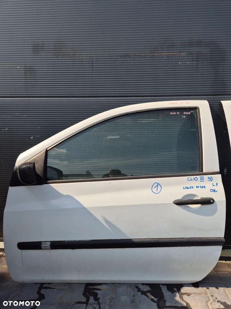 RENAULT CLIO III 3D DRZWI / KLAPA BAGAŻNIKA / MASKA ( BIAŁE BIAŁY DV369 ) - 2