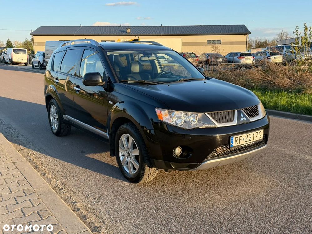 Mitsubishi Outlander 2.0 DI-D 4WD Intense - 3