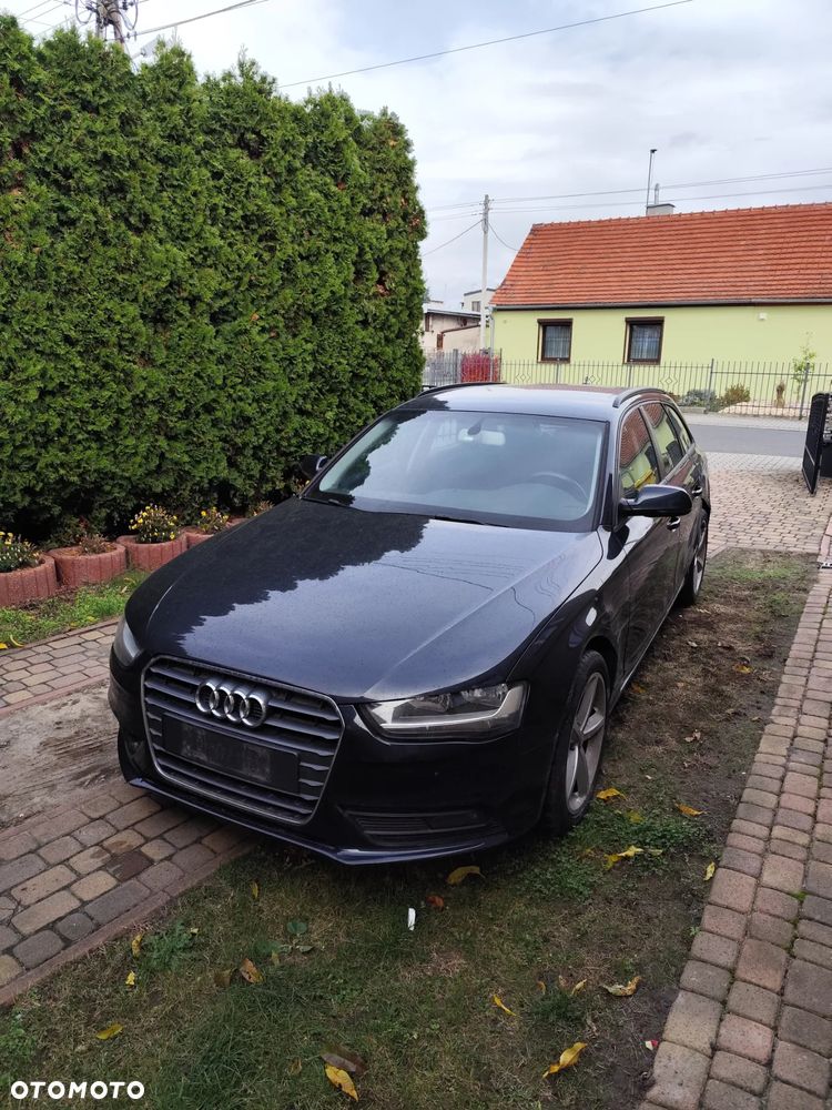 Audi A4 Avant - 1