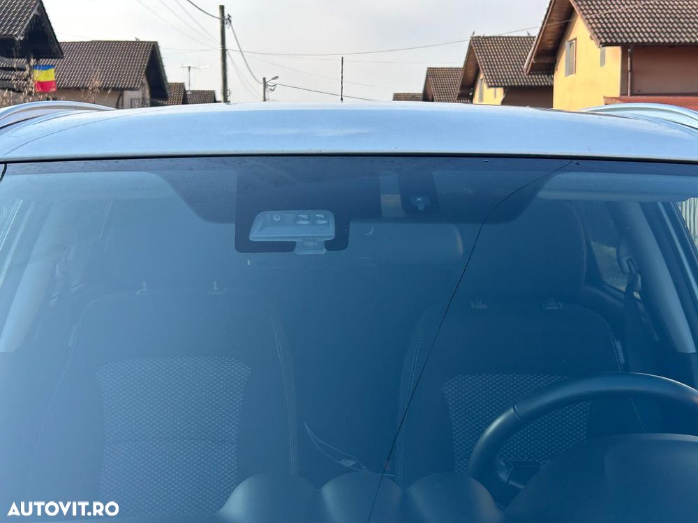 Suzuki Vitara 1.4 Boosterjet MHEV Passion - 8