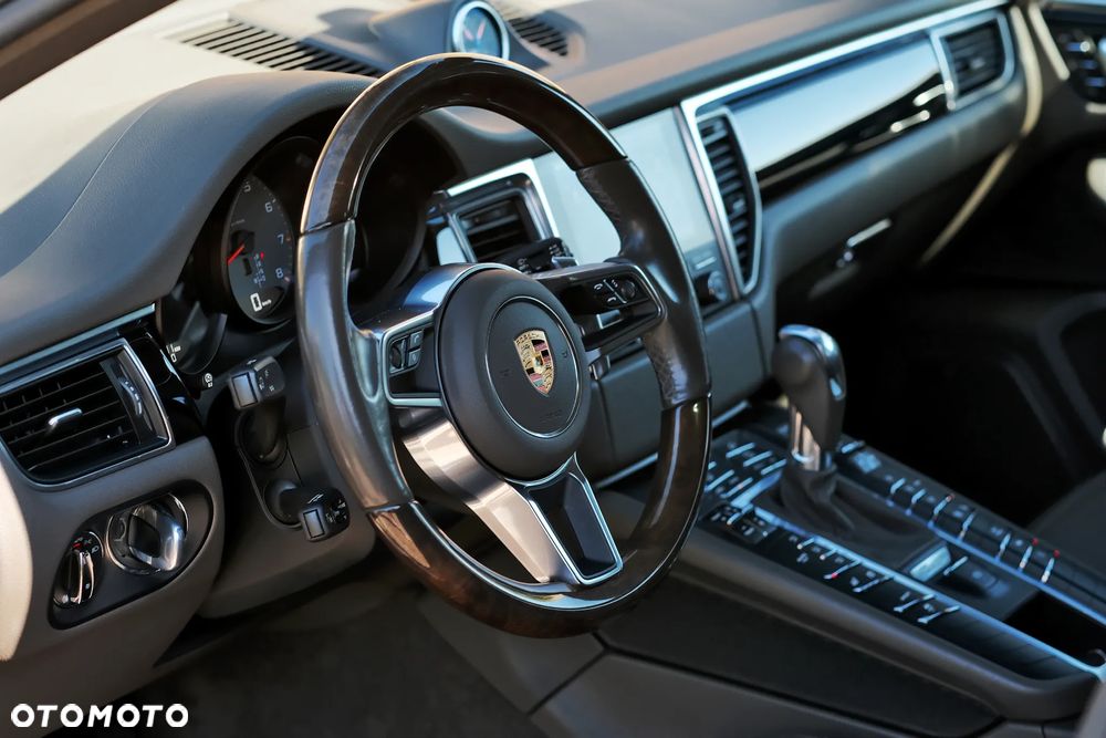 Porsche Macan S PDK - 23
