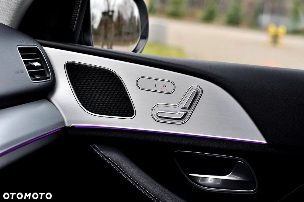 Mercedes-Benz GLE 300 d 4Matic 9G-TRONIC Exclusive - 22