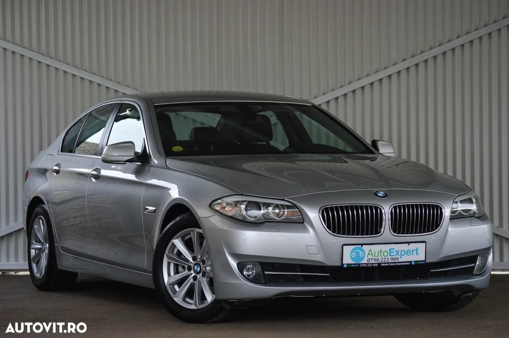 BMW Seria 5 520d Sport-Aut. - 2
