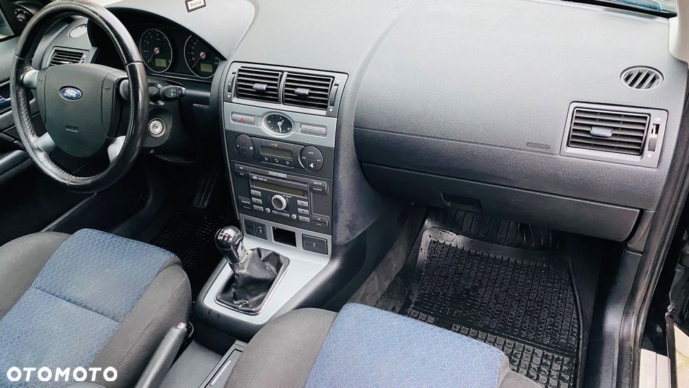Ford Mondeo - 11