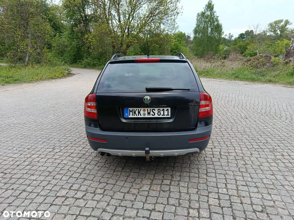 Skoda Octavia 2.0 TDI DPF Scout 4x4 - 6