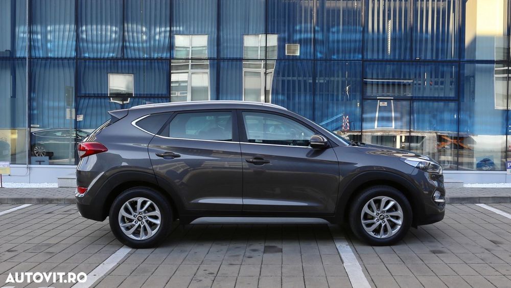 Hyundai Tucson 2.0 CRDI 4WD 6MT Premium - 7