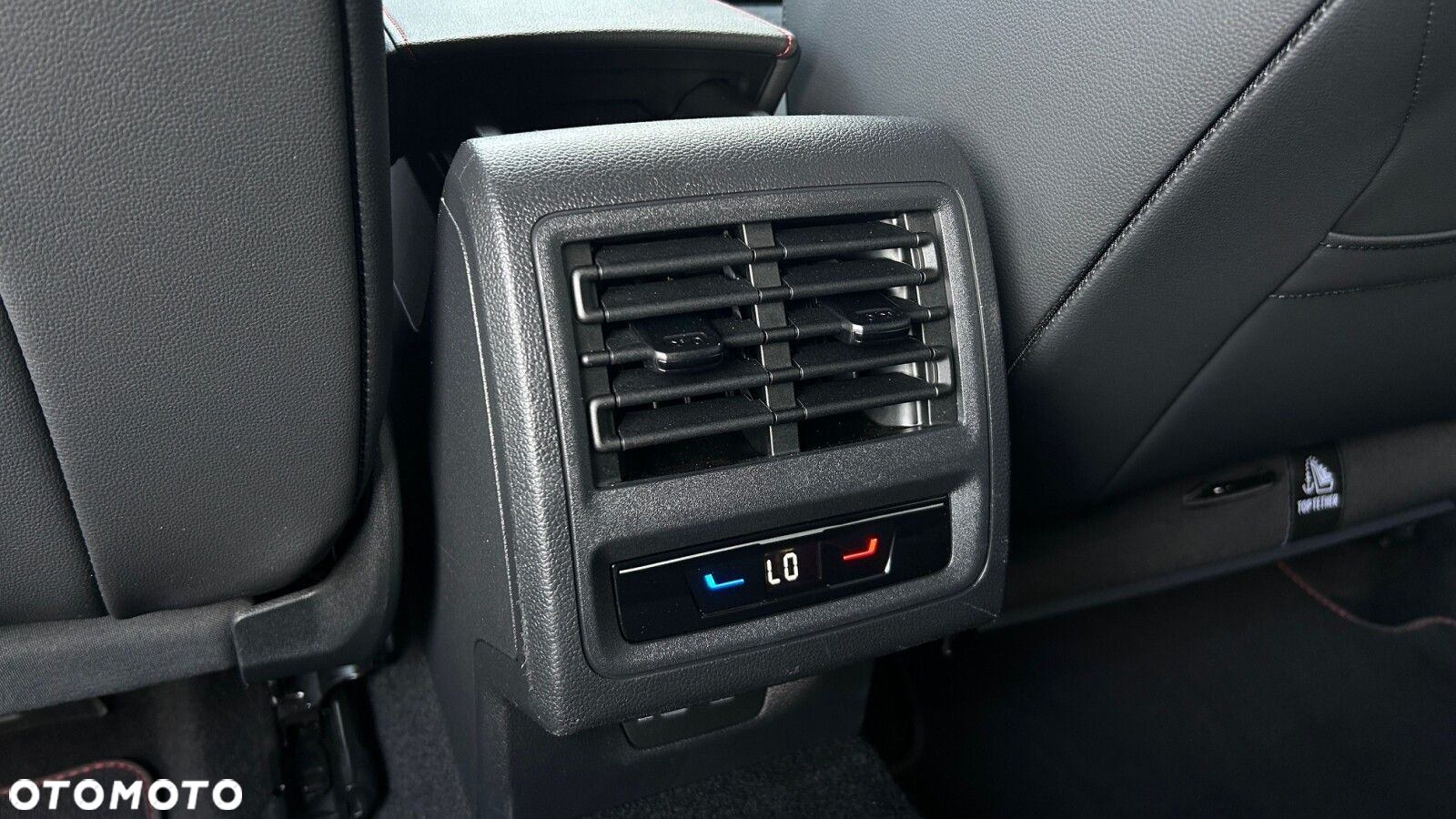 Volkswagen Golf - 13