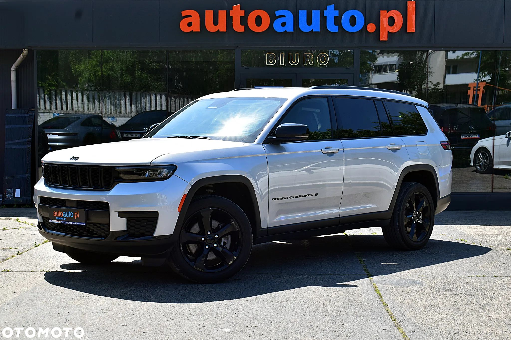 Jeep Grand Cherokee - 1