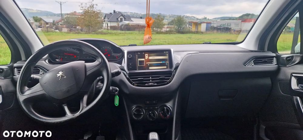 Peugeot 208 1.4 HDi Business Line - 8
