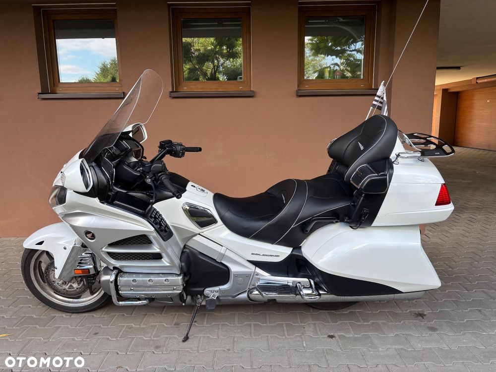 Honda GL - 8