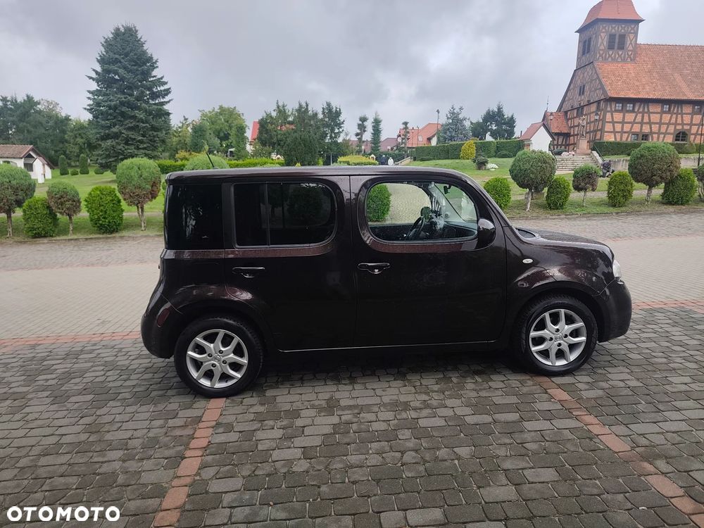 Nissan Cube - 10