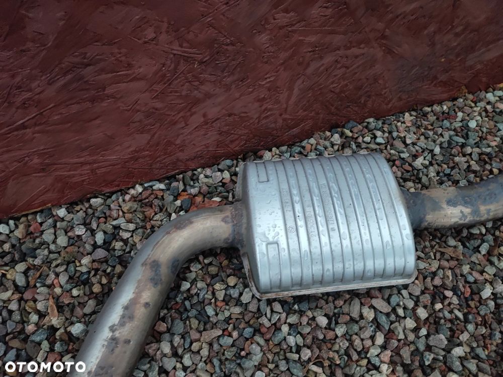 BMW E90 / E91 ORYGINALNY KOMPLETNY WYDECH /  UKŁAD WYDECHOWY / TŁUMIK KOŃCOWY + ŚRODKOWY DO SILNIKA GAMY M47D18N / M47D20 ( 1.8D / 2.0D ) DIESEL EUROPA O NR. 18 30 7 793 622 / 18 30 7 793 624 OEM W BARDZO DOBRYM STANIE - 5