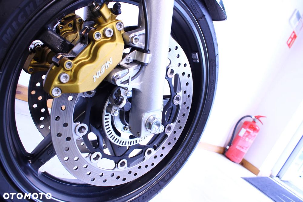 Honda CB - 23