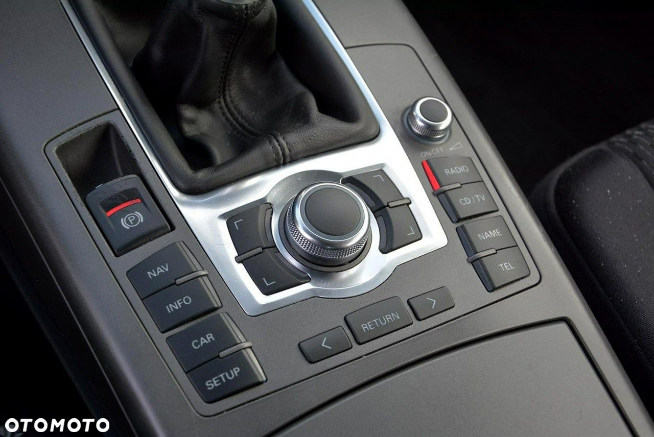 Audi A6 Avant 2.4 - 28