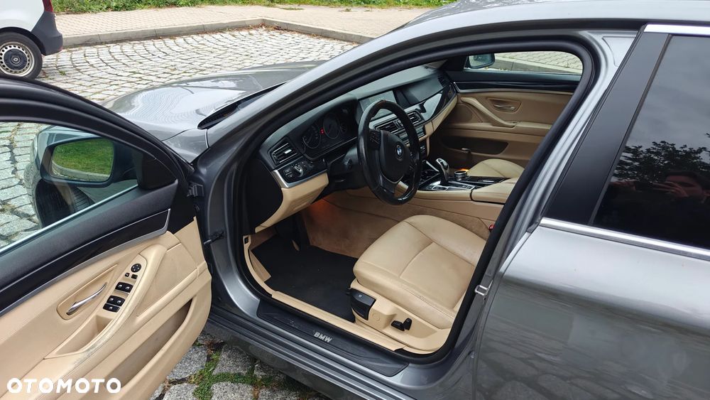 BMW Seria 5 - 13