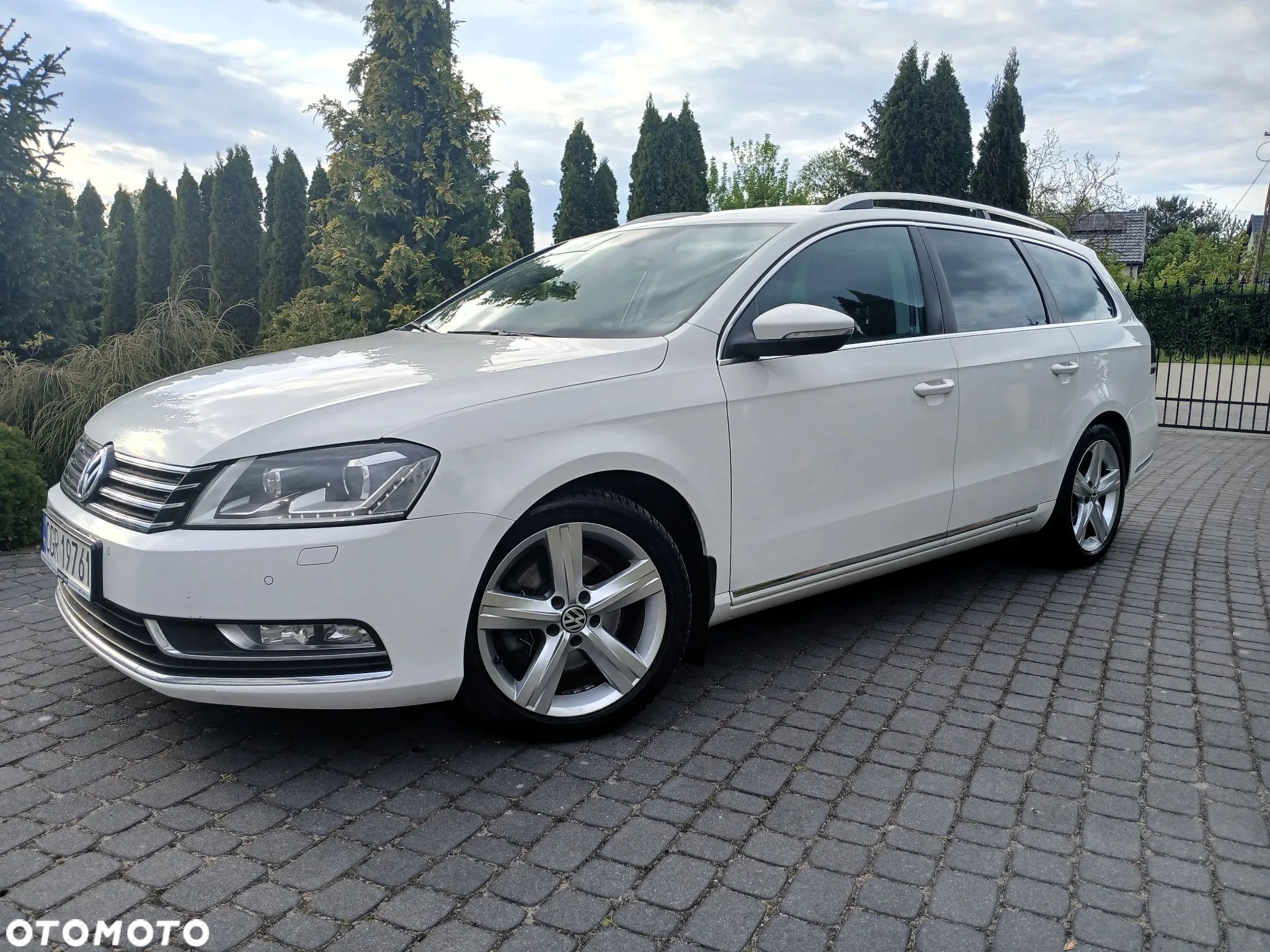 Volkswagen Passat Variant 2.0 TDI DSG BlueMotion Technology Highline - 1