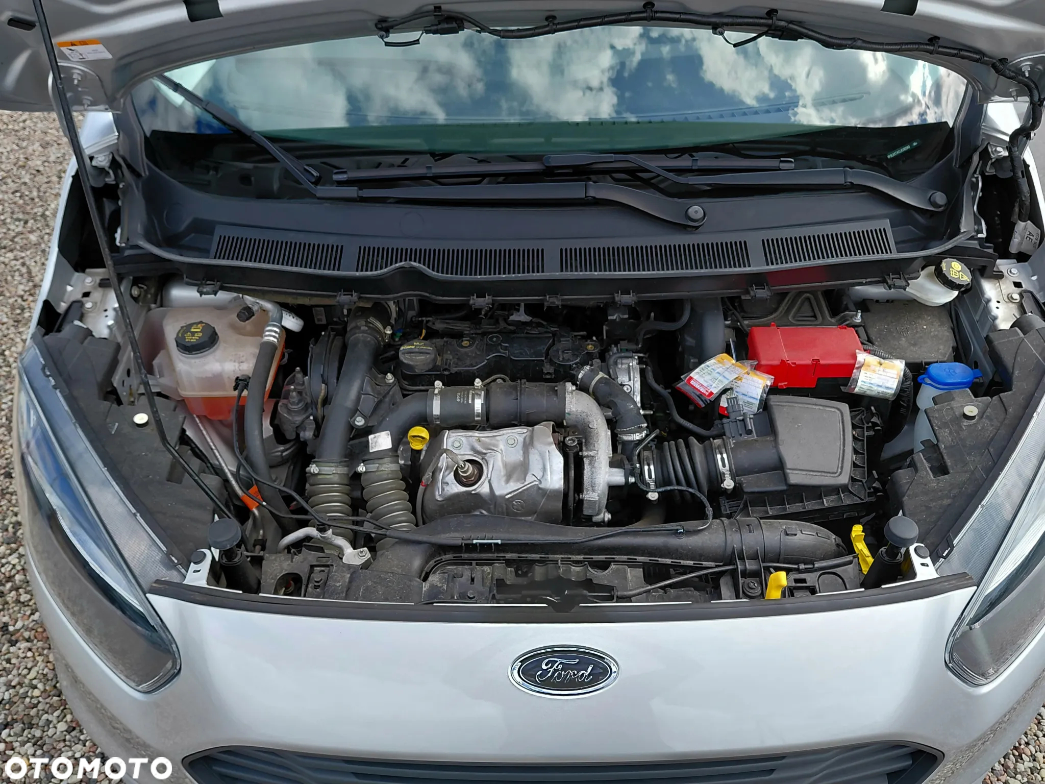 Ford Tourneo Courier 1.5 TDCi Trend - 28