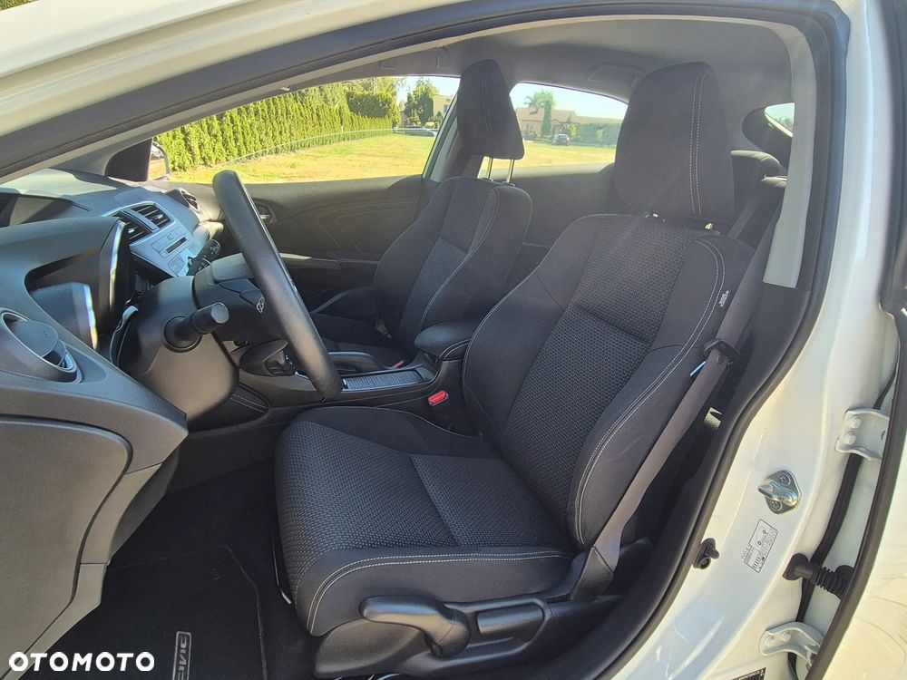 Honda Civic 1.4 i-VTEC Comfort - 17