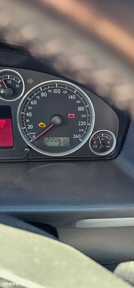 Volkswagen Golf 2.0 TDI Q-Line - 15