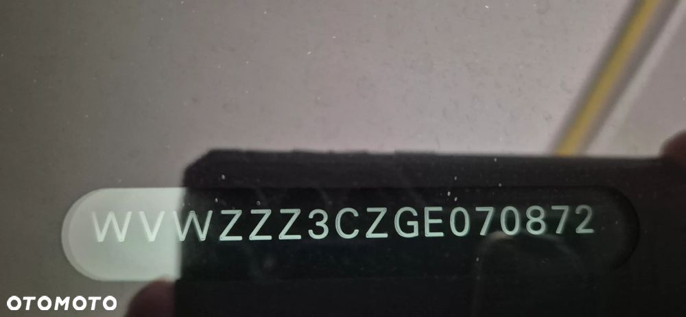 Volkswagen Passat 2.0 TDI SCR Highline DSG - 9